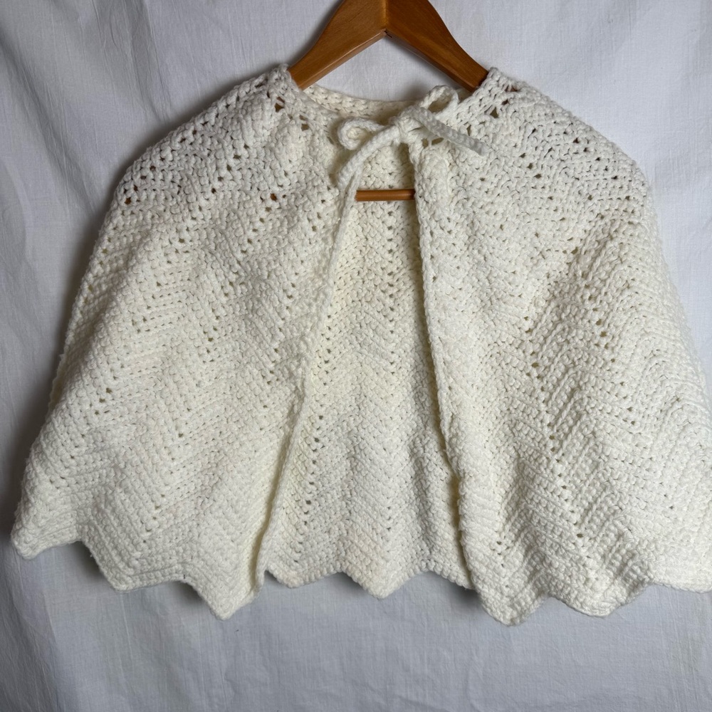 Elegant White Knit Women's Sweater Shawl Wool